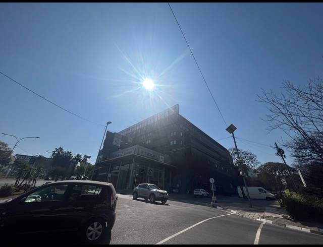 691M² OFFICE TO LET IN ROSEBANK